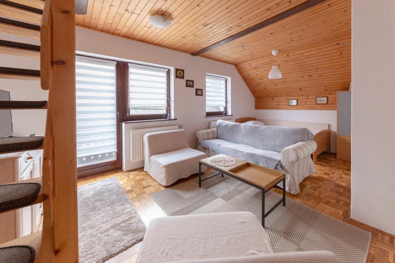 Apartma Mikelj Bohinj ภายนอก รูปภาพ