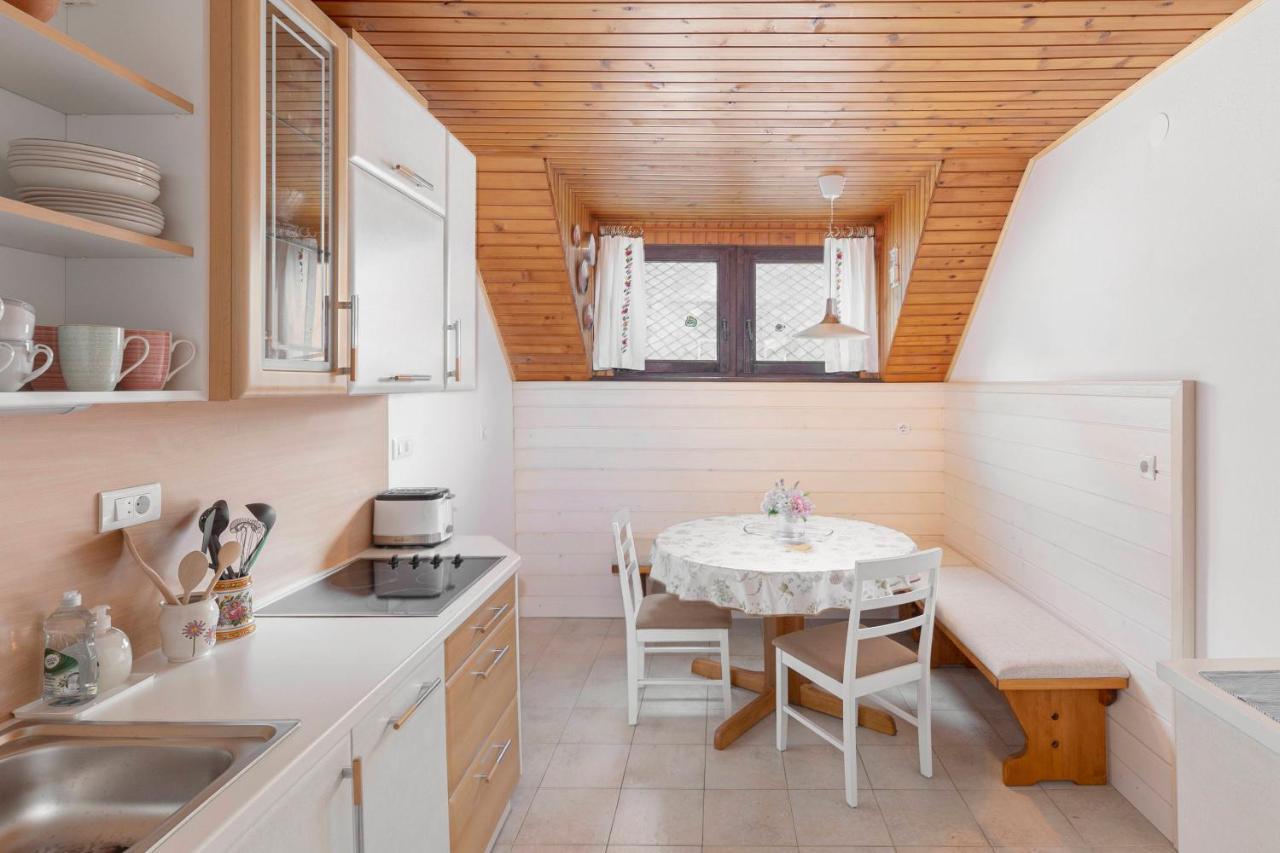 Apartma Mikelj Bohinj ภายนอก รูปภาพ
